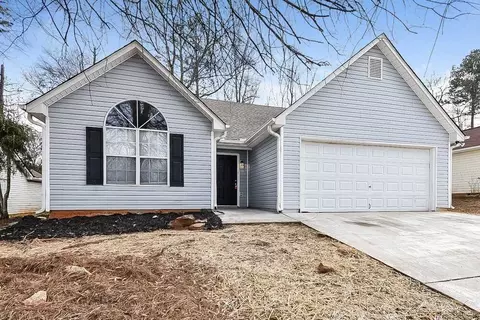 322 Fallview Dr, Mcdonough, GA 30253