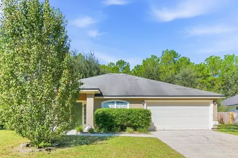 8444 Staplehurst Dr W, Jacksonville, FL 32244