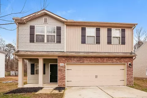1013 Helms Rd, Charlotte, NC 28214