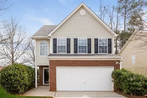 1126 Saint Phillips Ct, Locust Grove, GA 30248