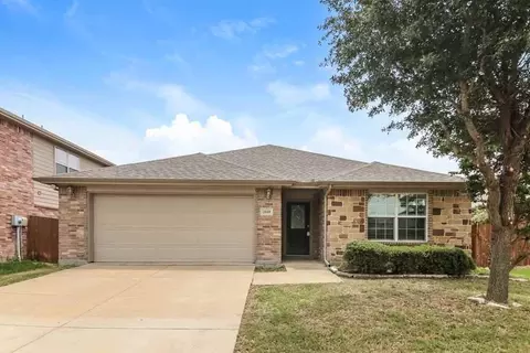 2040 Shawnee Trl, Heartland, TX 75126