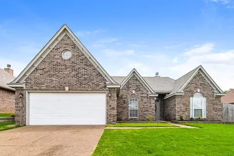 4874 Phipps Dr, Memphis, TN 38125