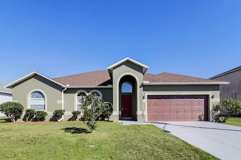 562 Bristol Cir, Poinciana, FL 34758