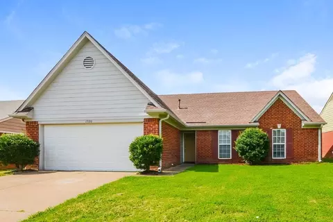 1720 Cherry Creek Dr, Southaven, MS 38671