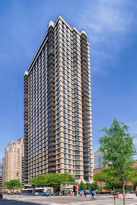 401 E 80th St #12J, New York, NY 10075