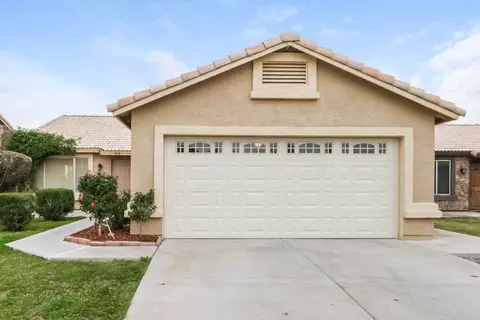 670 N Exeter St, Chandler, AZ 85225