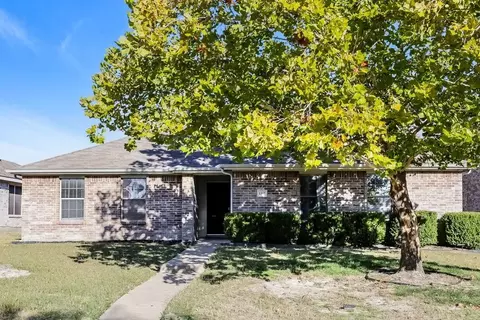 1357 Illinois Ave, Lancaster, TX 75134