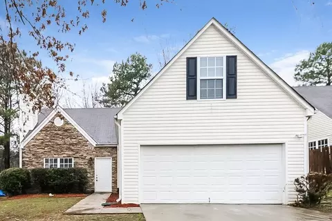 8131 Wynfield Dr, Jonesboro, GA 30238