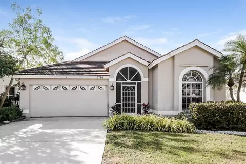 7794 Hoffy Cir, Greenacres, FL 33467