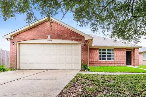 10247 Country Squire Blvd #1, Baytown, TX 77523