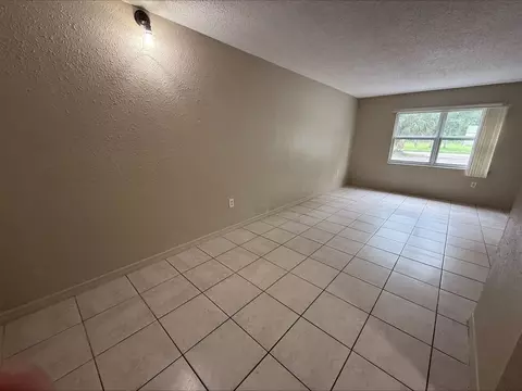 2325 Crawford St, Fort Myers, FL 33901