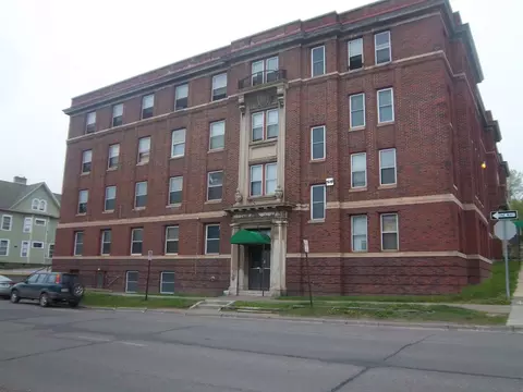 101 W 3rd St, Duluth, MN 55806