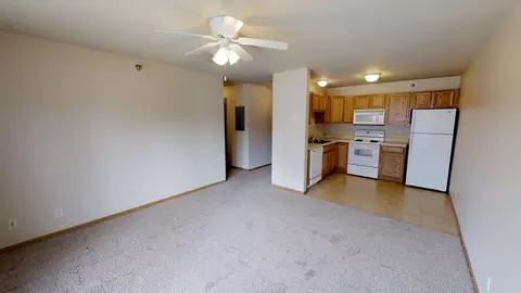1409 Walton Dr, Ames, IA 50014