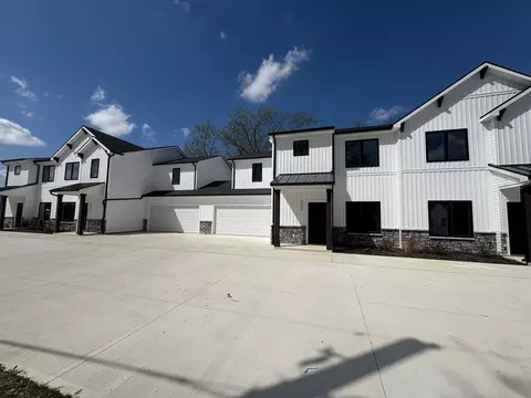 N Clinton St, Fort Wayne, IN 46825