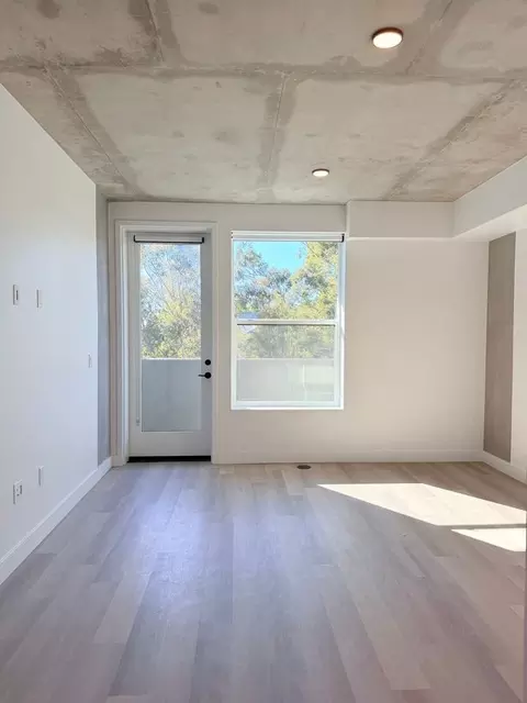 3660 Reynard Way, San Diego, CA 92103
