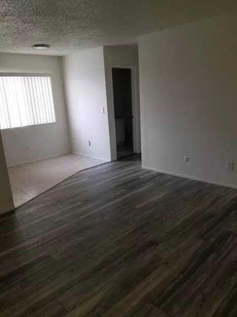 550 E Avenue Q12, Palmdale, CA 93550