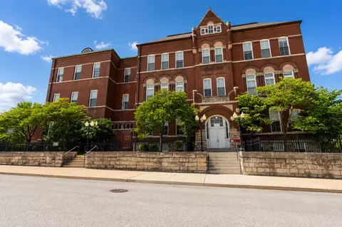3009 Pennsylvania Ave, Saint Louis, MO 63118
