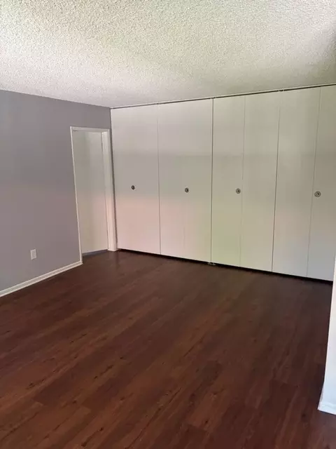 540 S La Veta Park Cir, Orange, CA 92868 photo 10