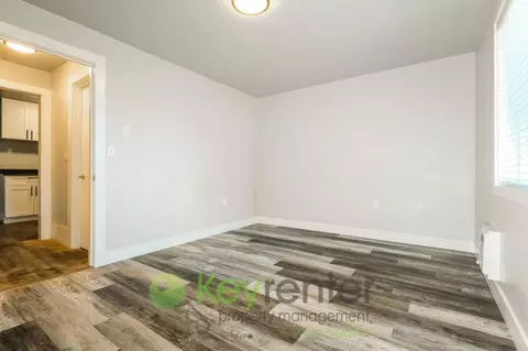 931 N 104th St, Seattle, WA 98133 photo 10