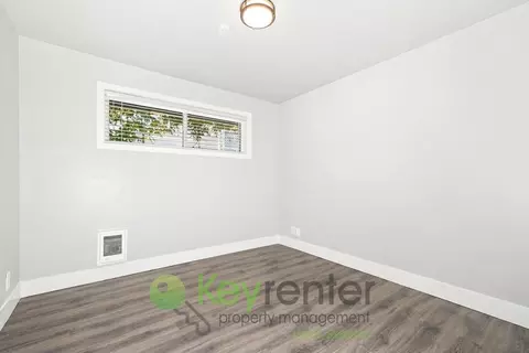 931 N 104th St, Seattle, WA 98133 photo 26