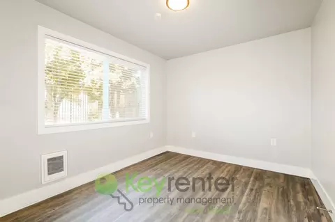 931 N 104th St, Seattle, WA 98133 photo 13