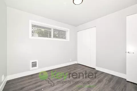 931 N 104th St, Seattle, WA 98133 photo 25