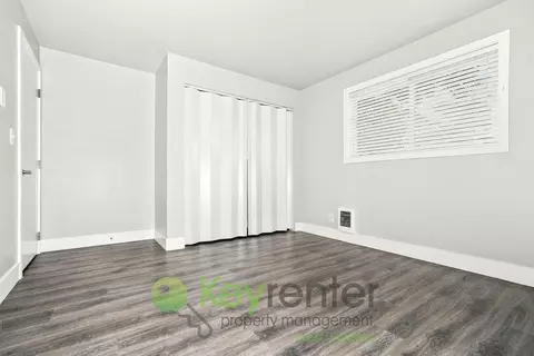 931 N 104th St, Seattle, WA 98133 photo 23