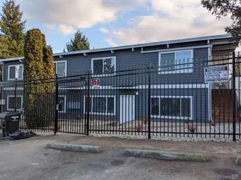 931 N 104th St, Seattle, WA 98133 photo 4