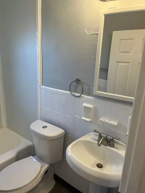 4060 Reading Rd, Cincinnati, OH 45229 photo 7