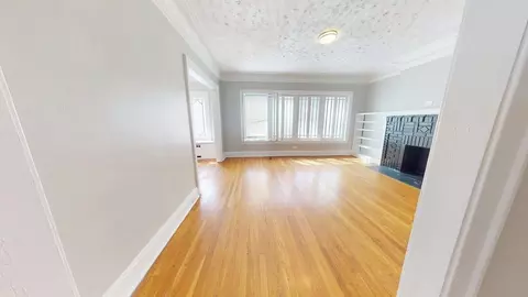 2729 Euclid Heights Blvd, Cleveland Heights, OH 44106