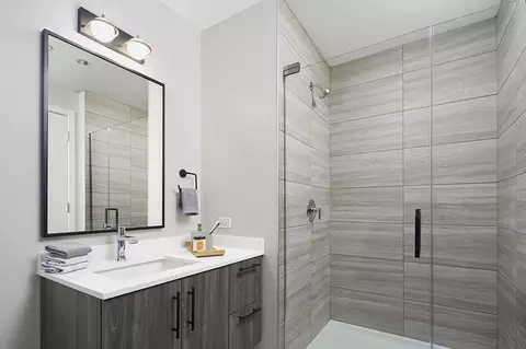 5252 S Cornell Ave, Chicago, IL 60615 photo 44