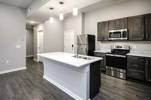 1202 S 177th Plz, Omaha, NE 68130 photo 10
