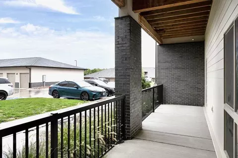 1202 S 177th Plz, Omaha, NE 68130 photo 37