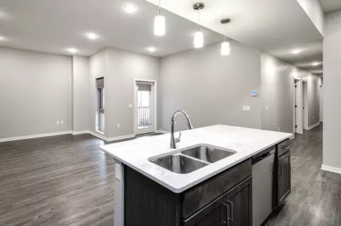 1202 S 177th Plz, Omaha, NE 68130 photo 11