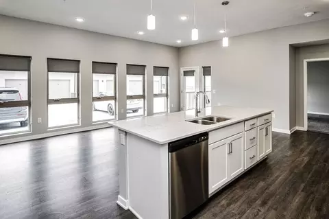 1202 S 177th Plz, Omaha, NE 68130 photo 2