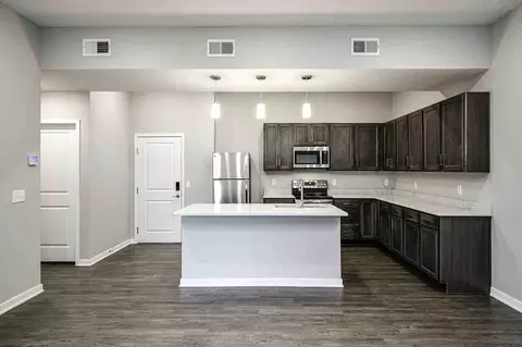 1202 S 177th Plz, Omaha, NE 68130 photo 13