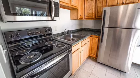 1955 W Old Shakopee Rd, Bloomington, MN 55431 photo 5