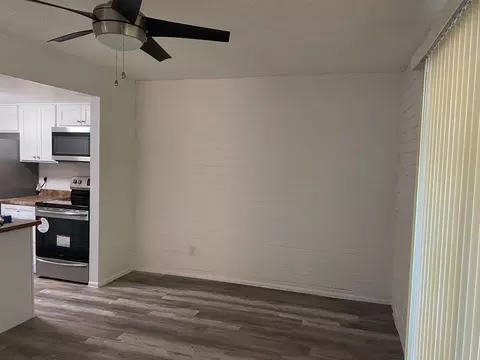 6741 N 45th Ave, Glendale, AZ 85301