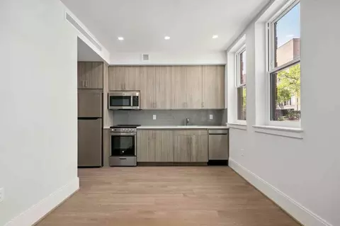 3220 Prospect St NW, Washington, DC 20007 photo 2