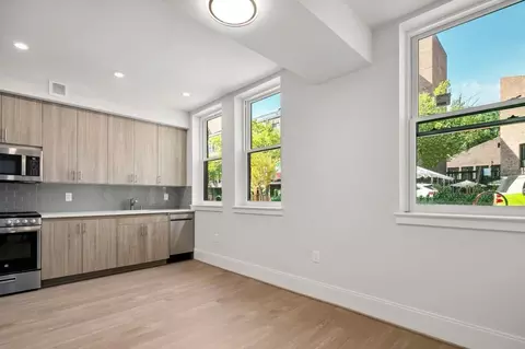 3220 Prospect St NW, Washington, DC 20007 photo 3