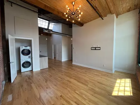 467 Roosevelt Ave, Central Falls, RI 02863