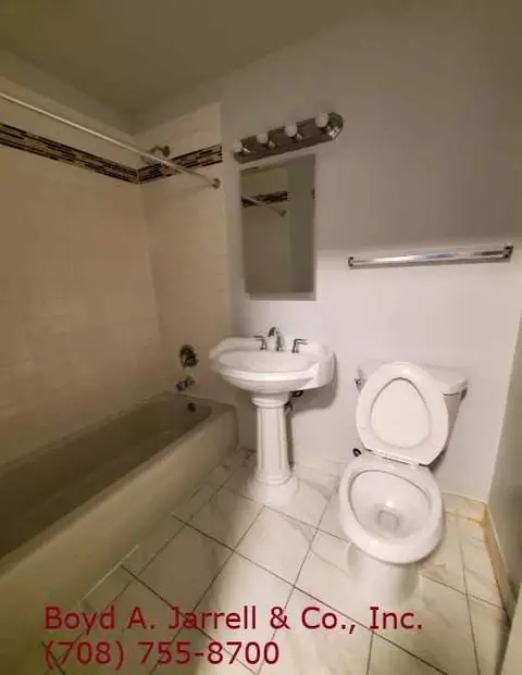 963 E 84th St, Chicago, IL 60619 photo 10