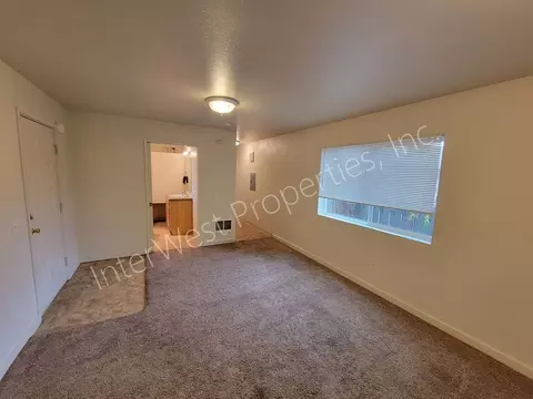 12408 12414 Se Ivon Ct #12408-12408, Portland, OR 97236