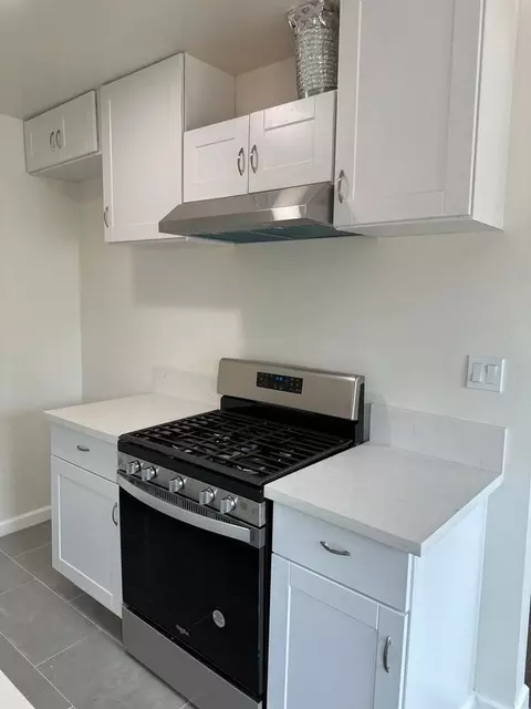 1371 Hilda Ave, Glendale, CA 91205