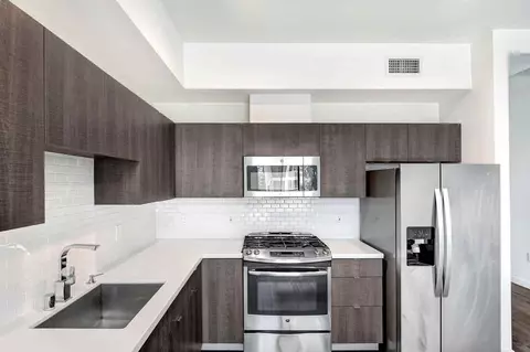 11955 W Washington Blvd, Los Angeles, CA 90066