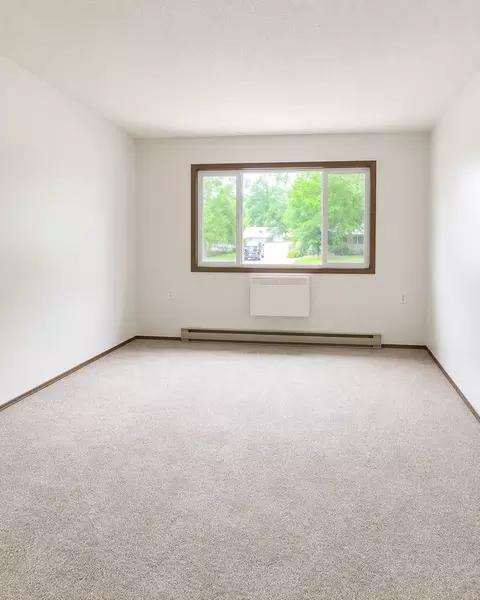 1001 Highland Rdg, Watson, MN 56295