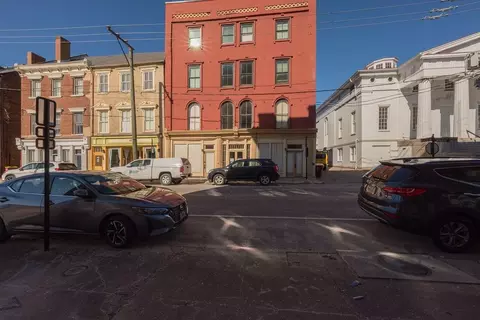 25 W Bank St, Petersburg, VA 23803
