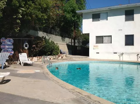 10777 Rose Ave, Los Angeles, CA 90034