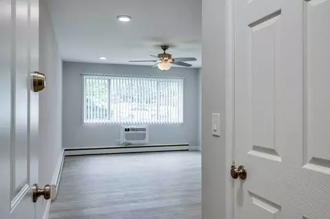 2720 Mcdivitt Rd, Madison, WI 53713