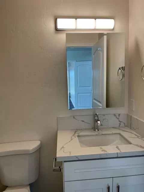 3955 Helix Ln, Spring Valley, CA 91977 photo 6